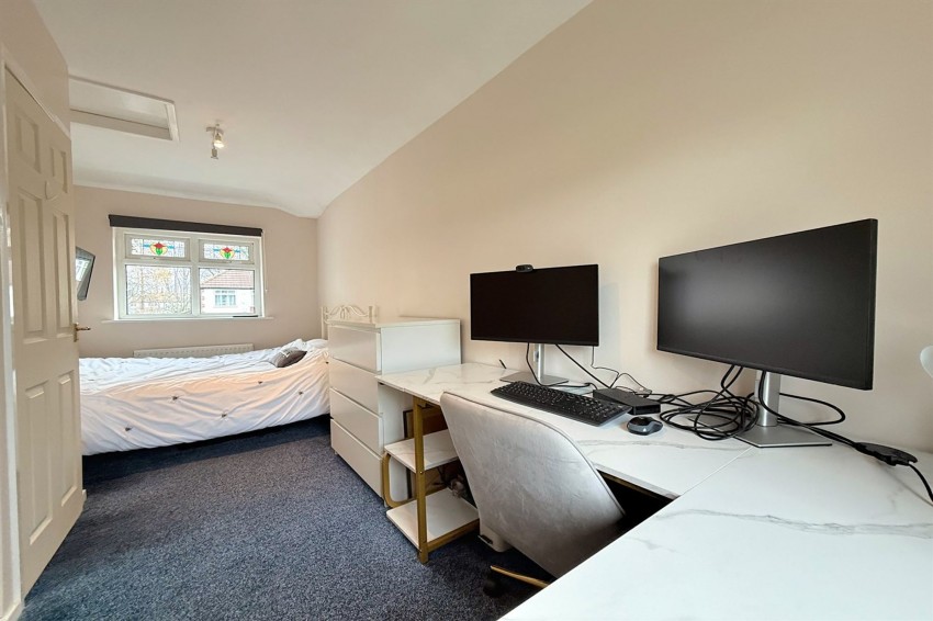 Images for Arcadia Avenue, Sale, M33