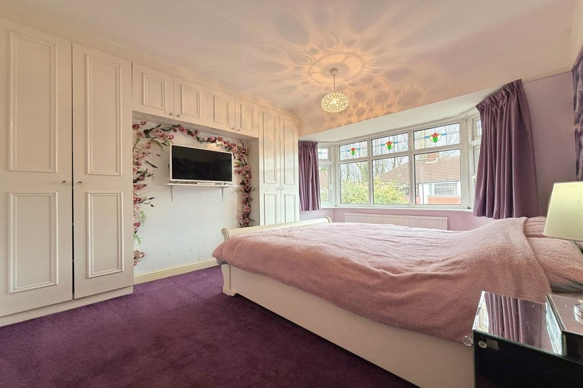 Images for Arcadia Avenue, Sale, M33