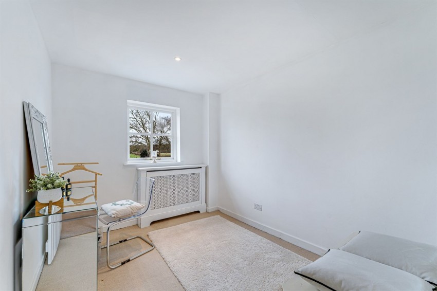 Images for Reddy Lane, Millington, WA14