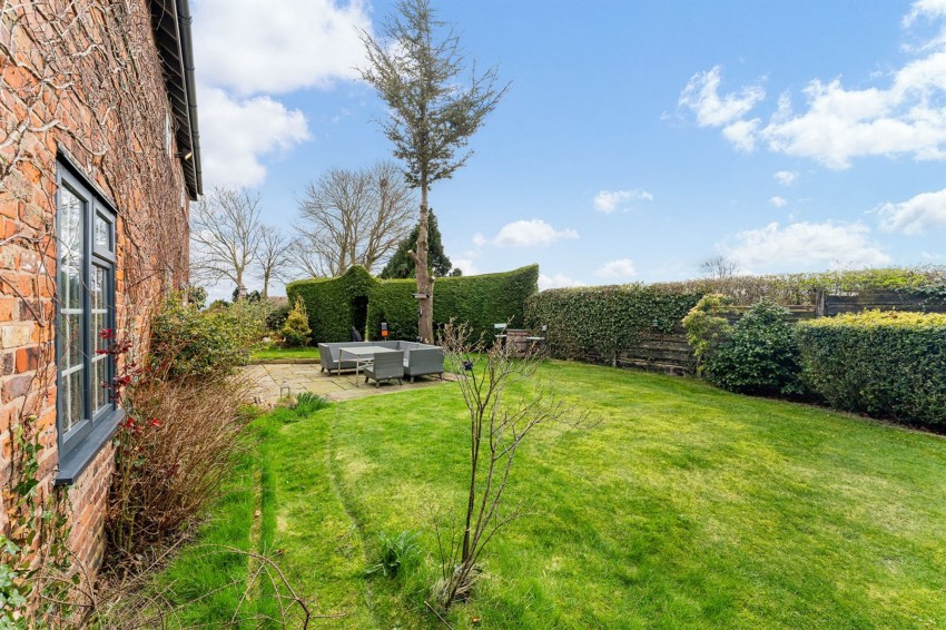 Images for Reddy Lane, Millington, WA14