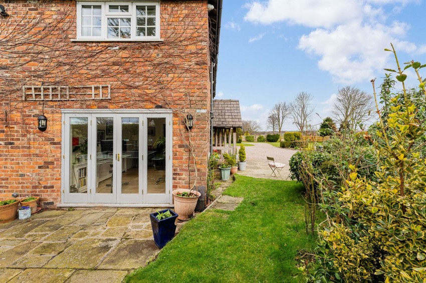 Images for Reddy Lane, Millington, WA14