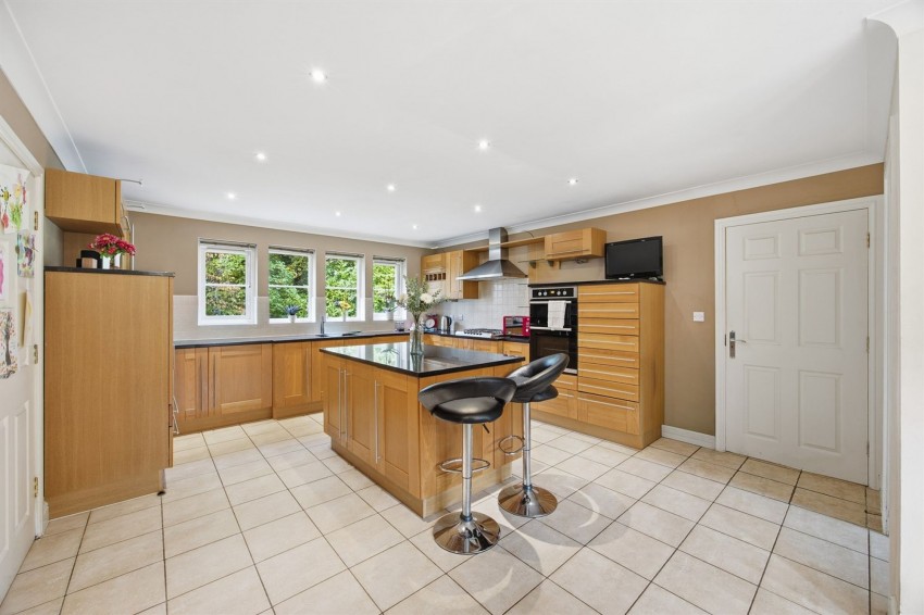 Images for Hawkshead Fold, Glossop, SK13