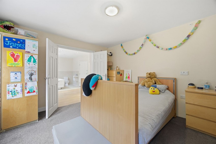 Images for Hawkshead Fold, Glossop, SK13
