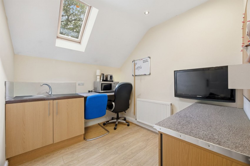 Images for Hawkshead Fold, Glossop, SK13