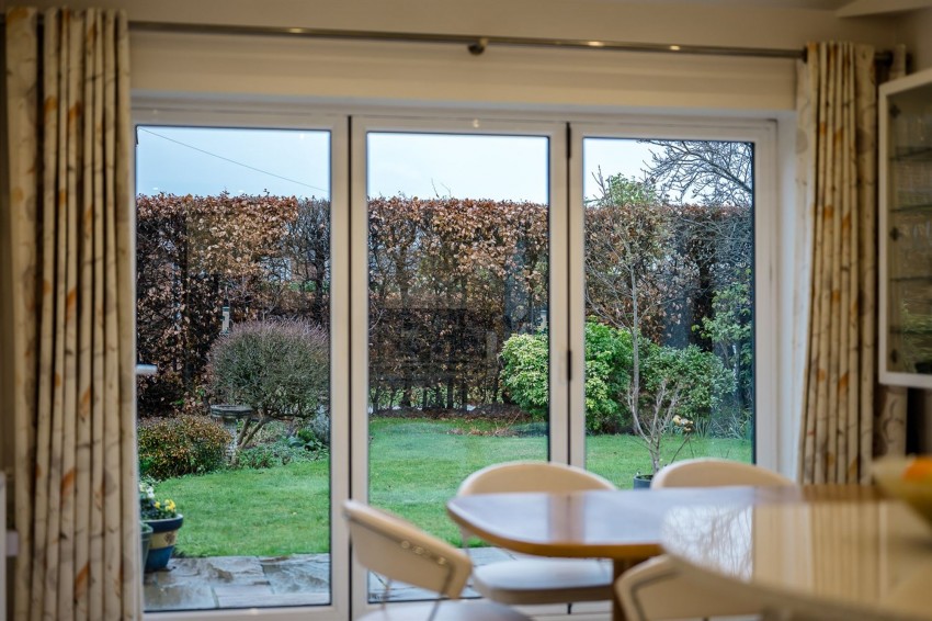 Images for Meadway, Sale, M33