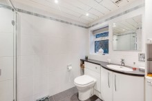 Images for Meadway, Sale, M33