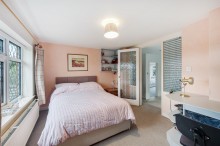 Images for Meadway, Sale, M33