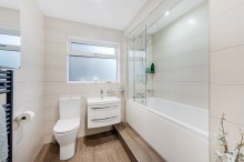 Images for Meadway, Sale, M33