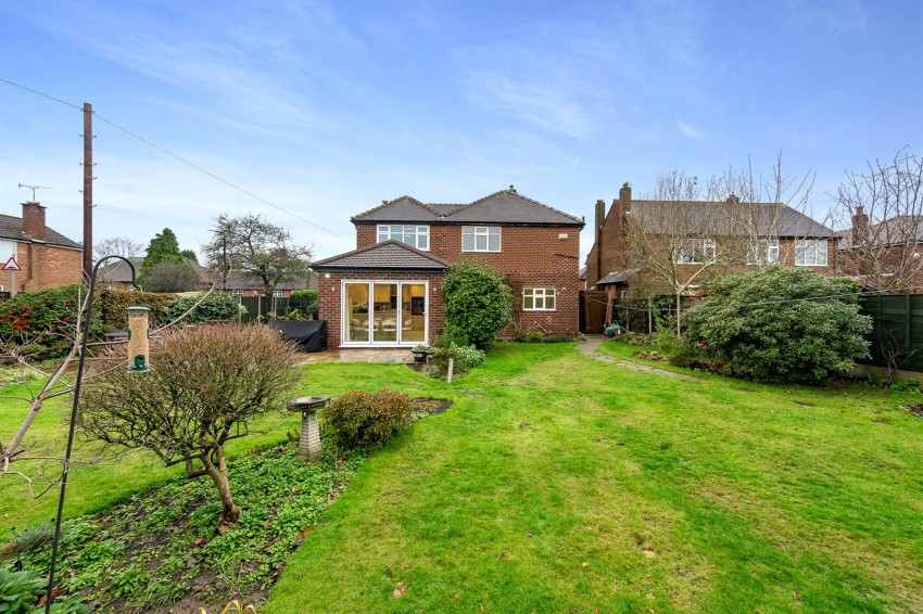 Images for Meadway, Sale, M33