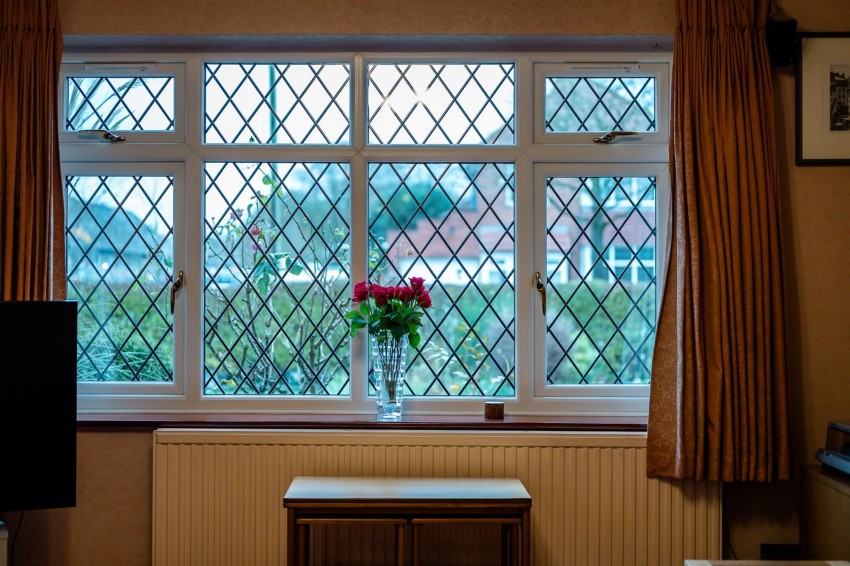 Images for Meadway, Sale, M33