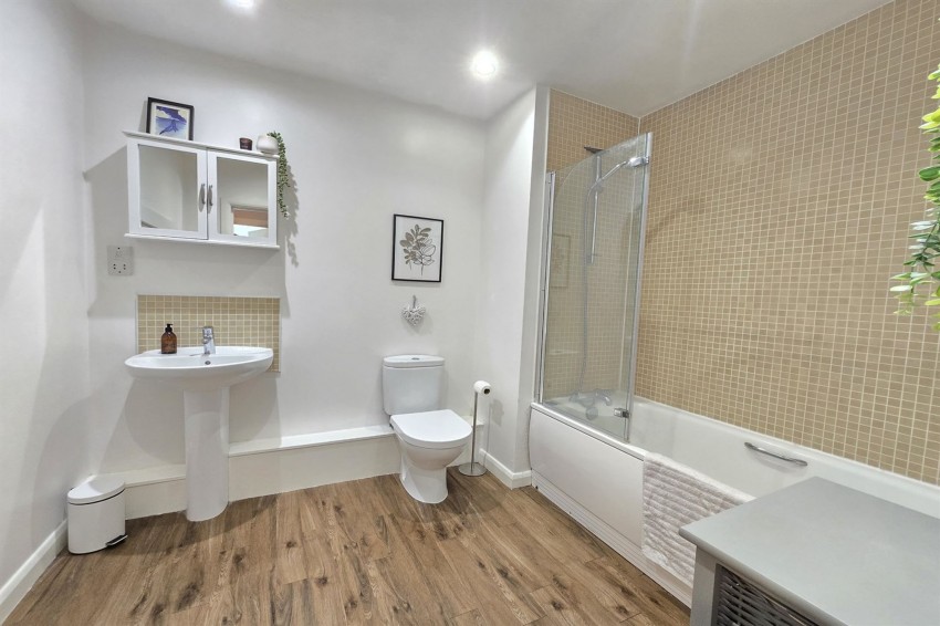 Images for Deansgate Lane, Timperley, WA14