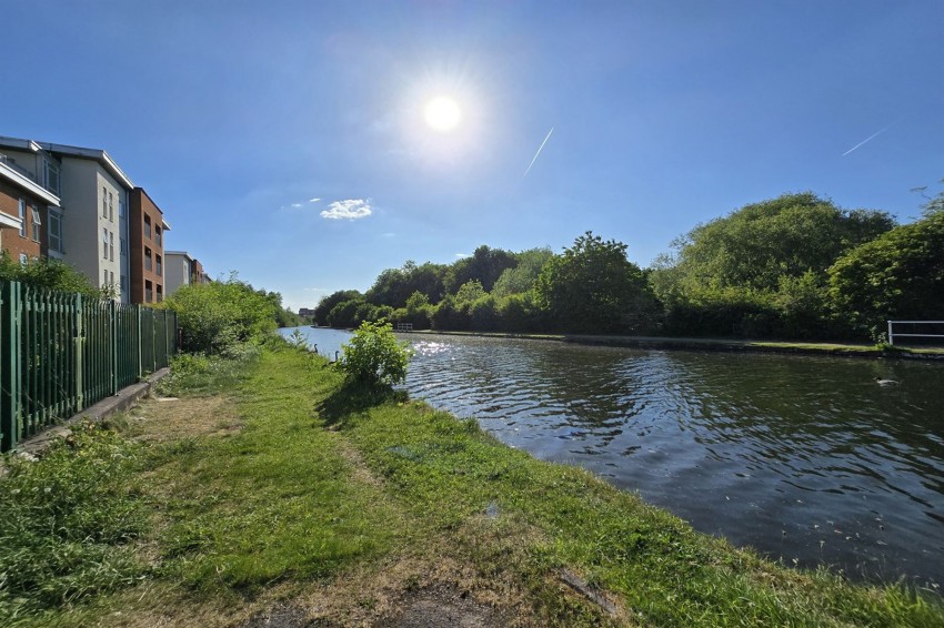 Images for Deansgate Lane, Timperley, WA14