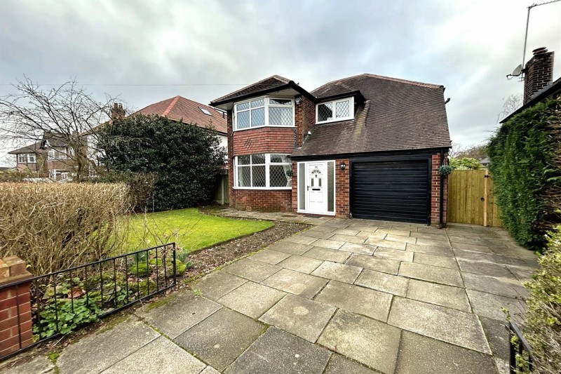 Craddock Road, Sale, M33