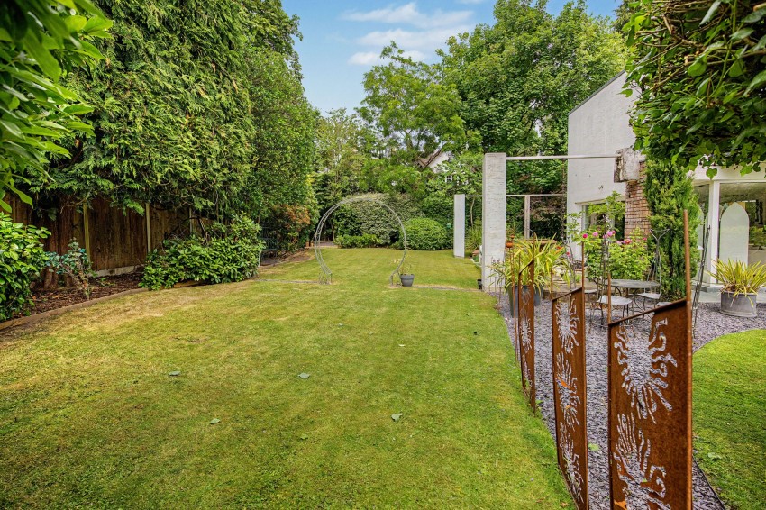 Images for Broad Lane, Hale, WA15