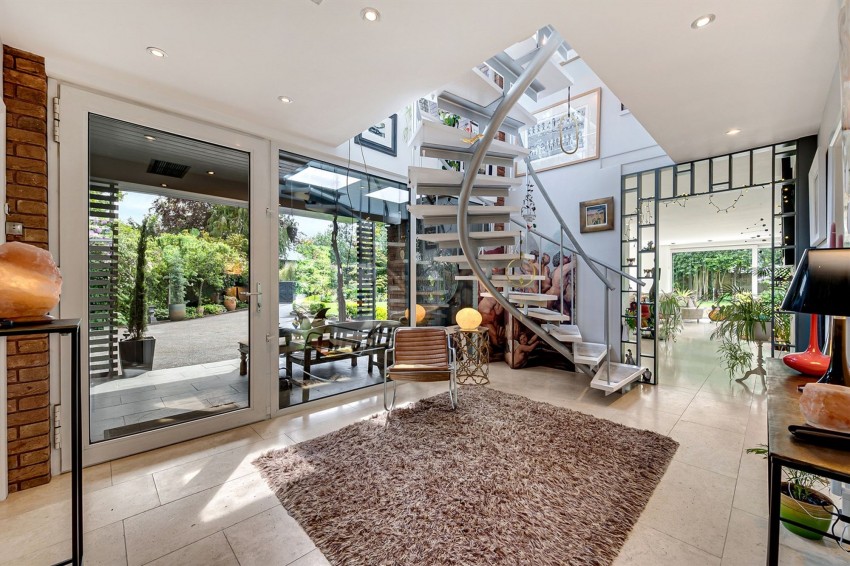Images for Broad Lane, Hale, WA15