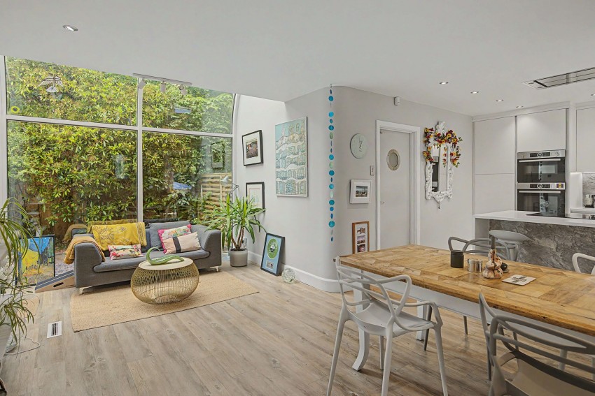 Images for Broad Lane, Hale, WA15