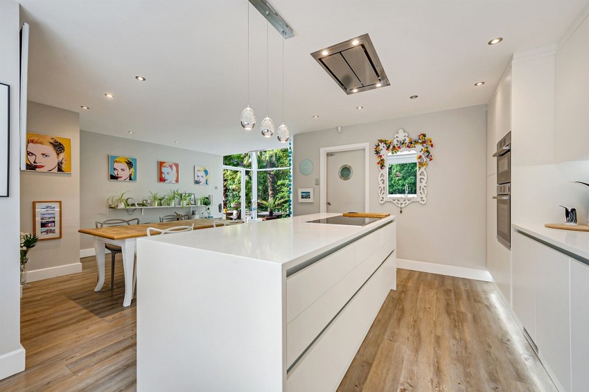Images for Broad Lane, Hale, WA15