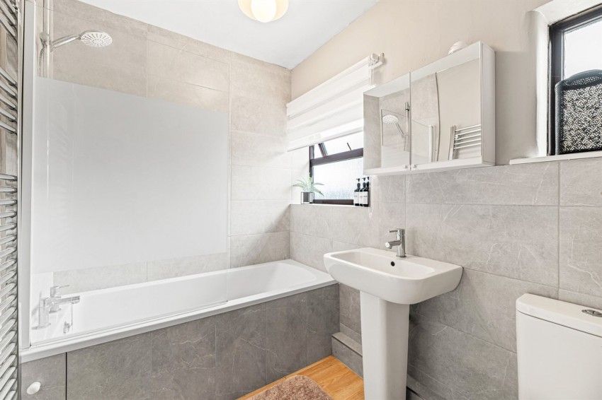 Images for Kings Drive, Helsby, WA6