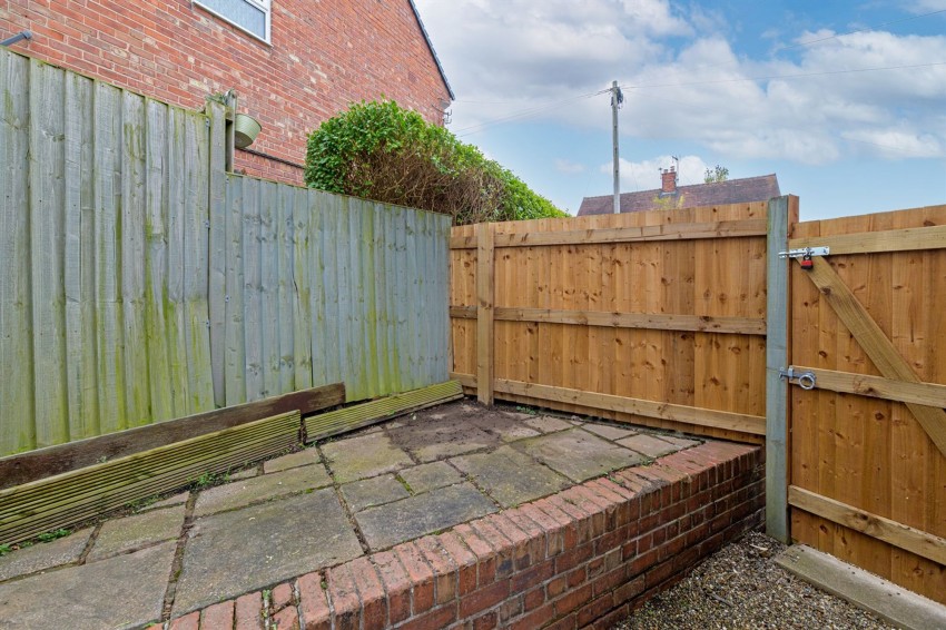 Images for Kings Drive, Helsby, WA6