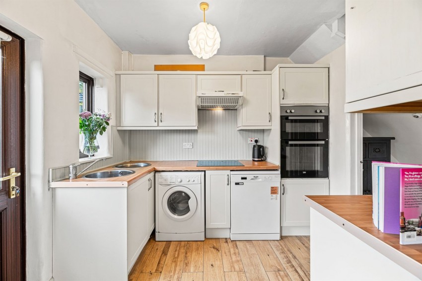 Images for Kings Drive, Helsby, WA6
