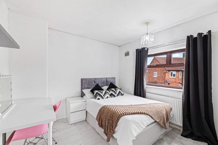 Images for Kings Drive, Helsby, WA6