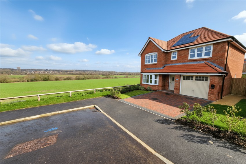 Images for Siskin Way, Daresbury, WA4