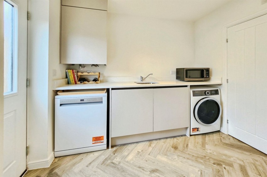 Images for Siskin Way, Daresbury, WA4