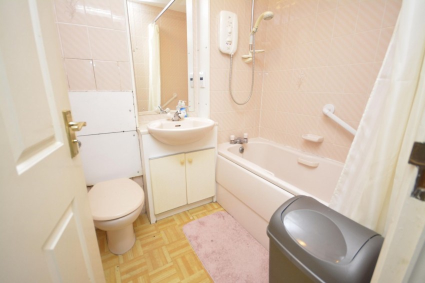 Images for Lower Robin Hood Lane, Helsby, WA6