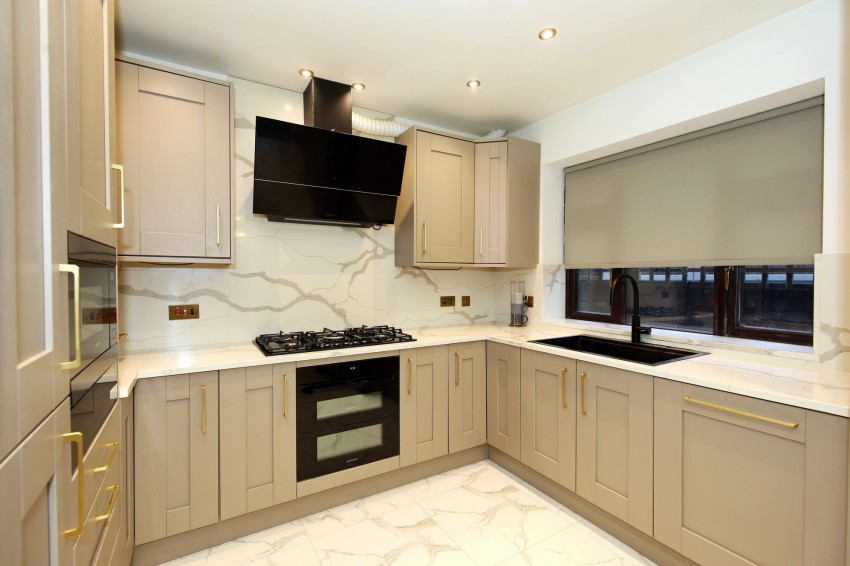 Images for Daylesford Crescent, Cheadle, SK8