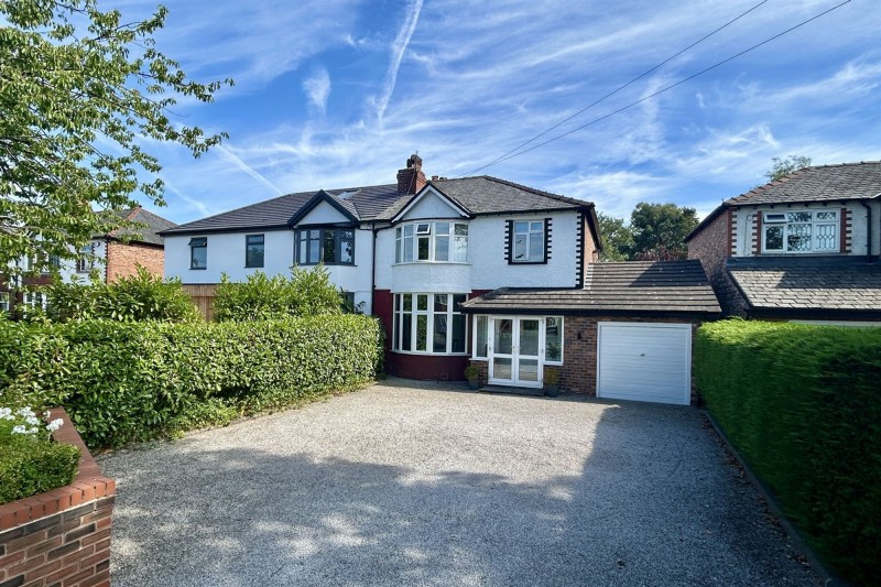 Altrincham Road, Gatley, SK8