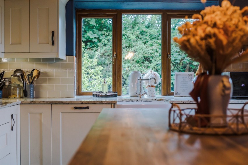 Images for Chapel Brow, Charlesworth, SK13