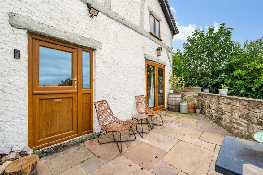 Images for Chapel Brow, Charlesworth, SK13