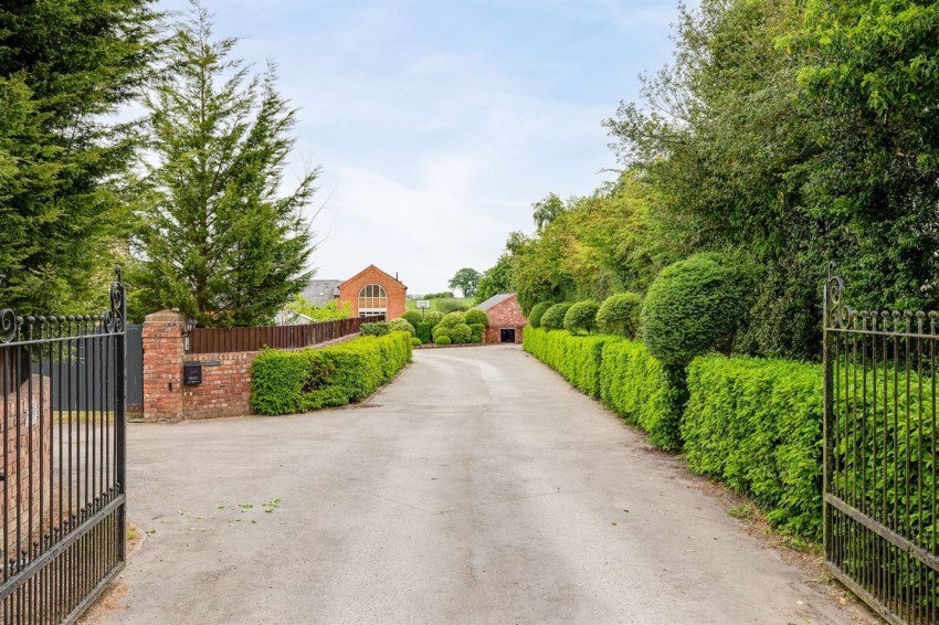Images for Wrexham Road, Ridley, CW6