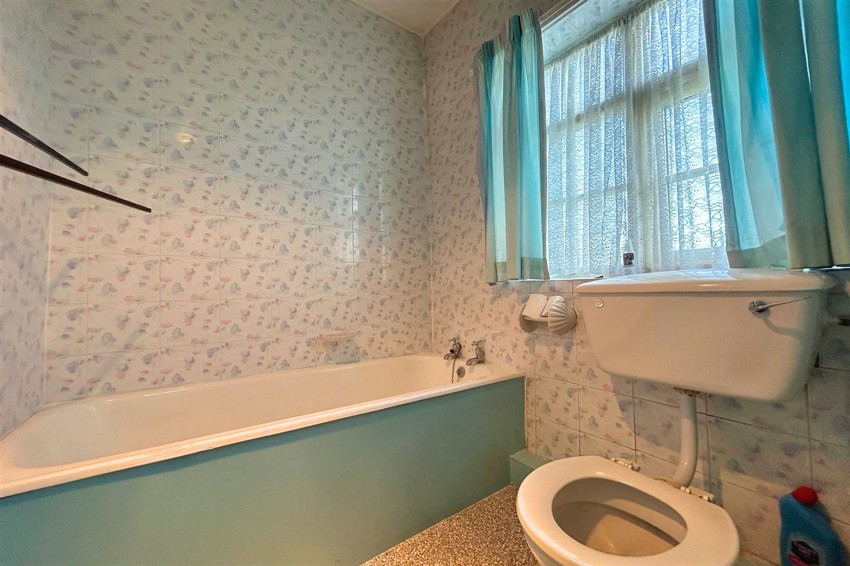 Images for Carrington Lane, Carrington, M31