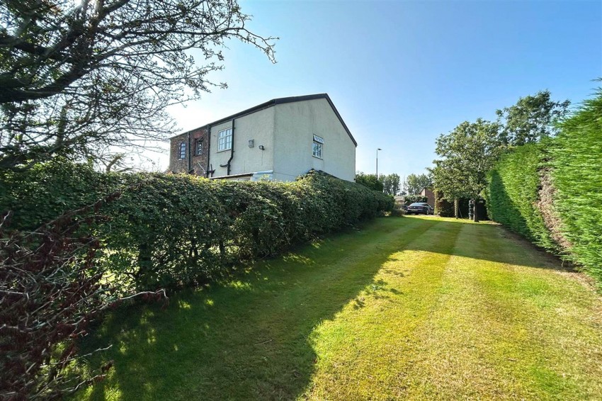 Images for Carrington Lane, Carrington, M31