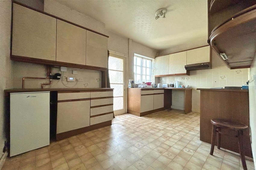 Images for Carrington Lane, Carrington, M31