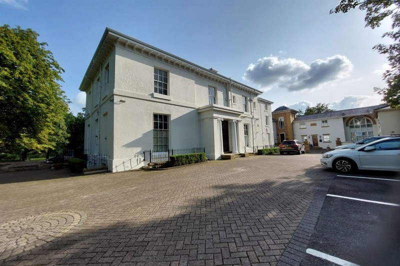 Conyngham Road, Lane Court, M14