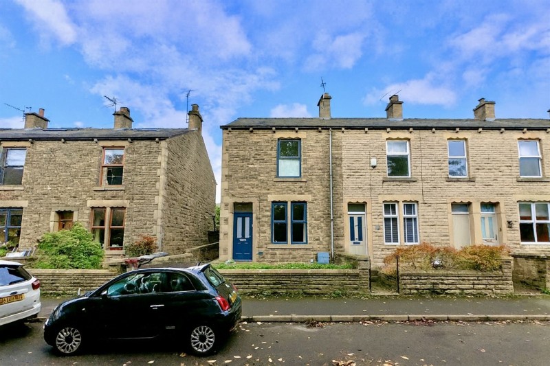 Tredcroft Street, Glossop, SK13