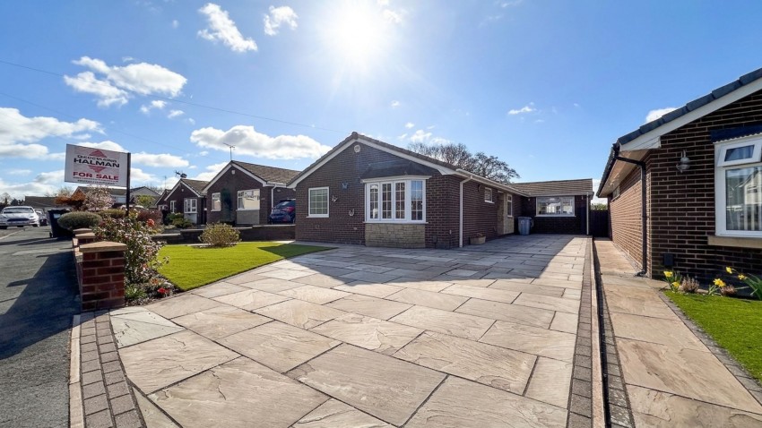 Images for Mallard Crescent, Poynton, SK12