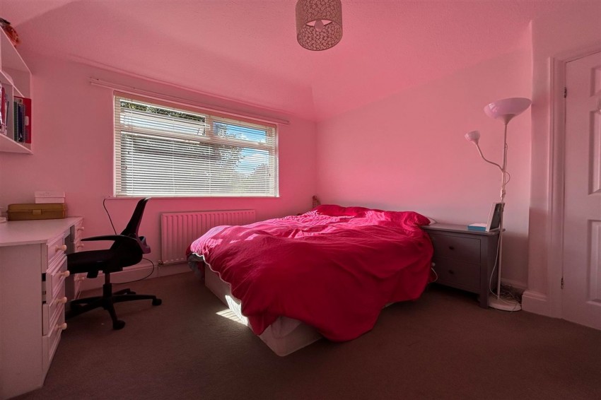 Images for Warwick Drive, Sale, M33