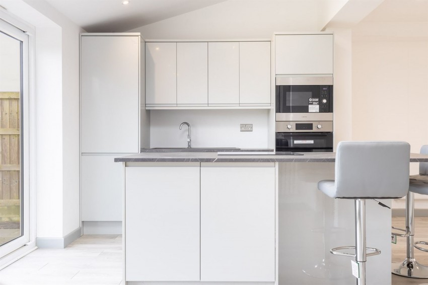 Images for Hilbre Bank, Alpraham, CW6