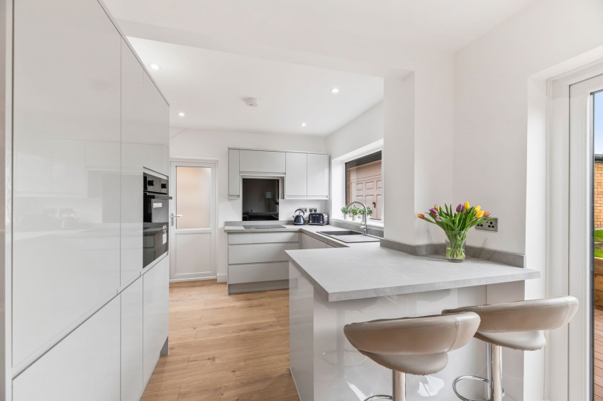 Images for Blue Hatch, Frodsham, WA6