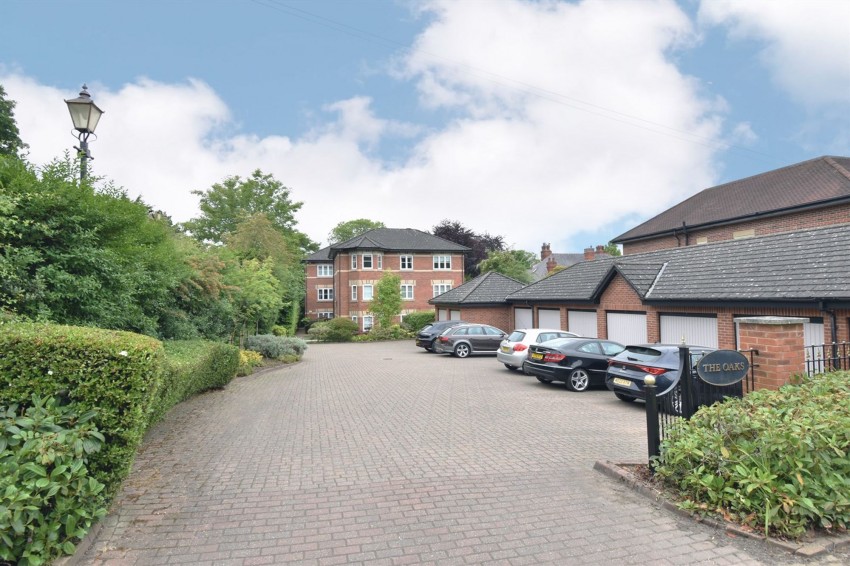 Images for Horseshoe Lane, The Oaks Horseshoe Lane, SK9