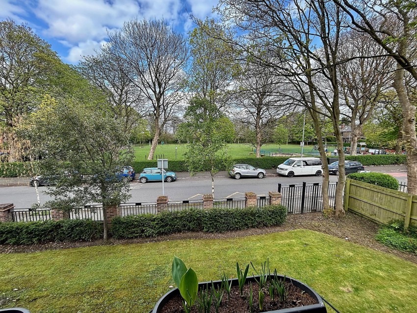 Images for 9 Toddbrook Close, West Didsbury, M20