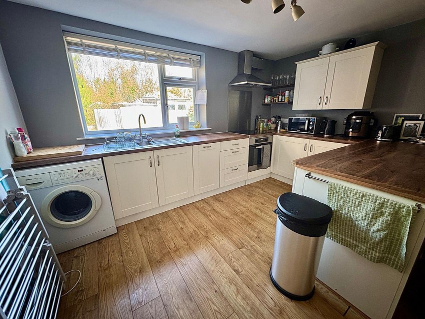 Images for Parrs Wood Road, East Didsbury, M20