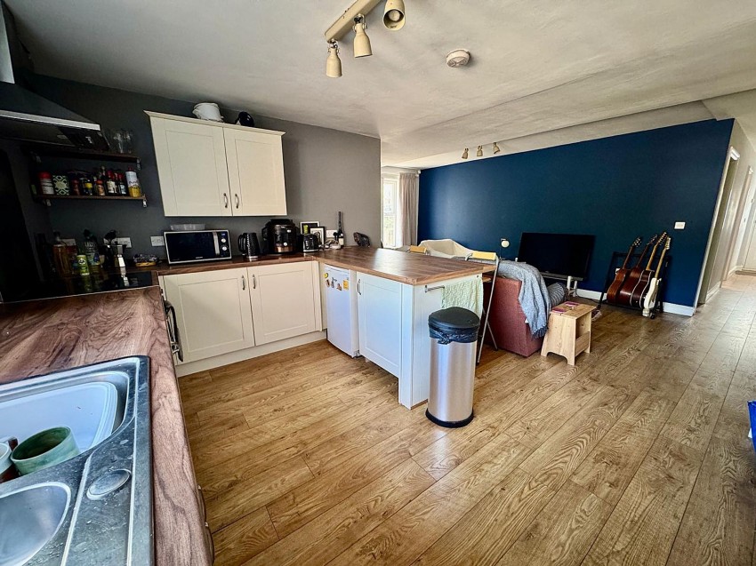 Images for Parrs Wood Road, East Didsbury, M20