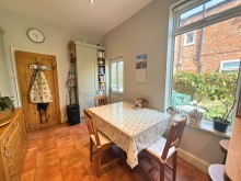 Images for Glen Avenue, Sale, M33