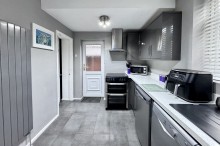 Images for Hawthorn Bank, Hadfield, SK13