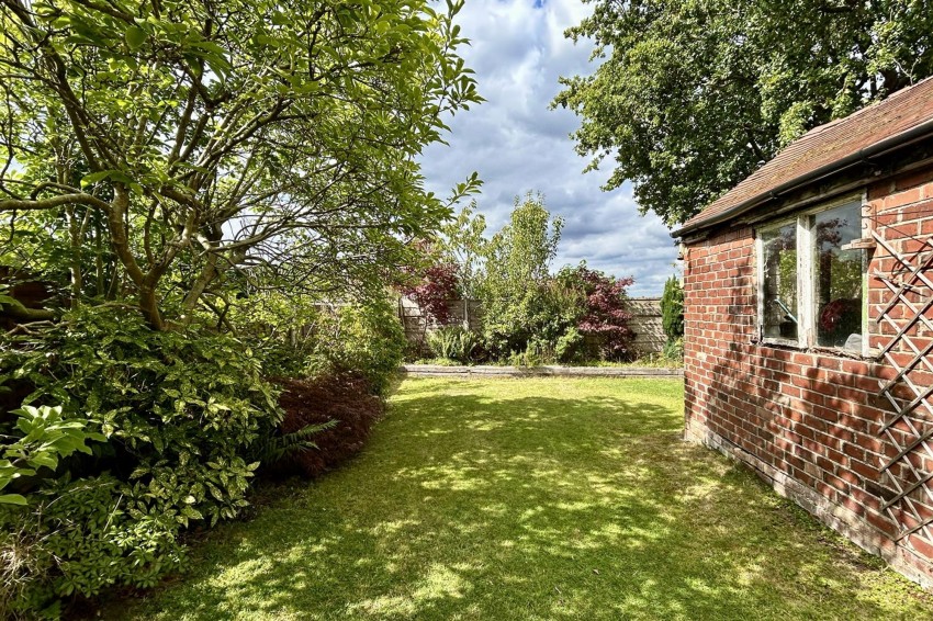 Images for Highcrest Avenue, Gatley, SK8