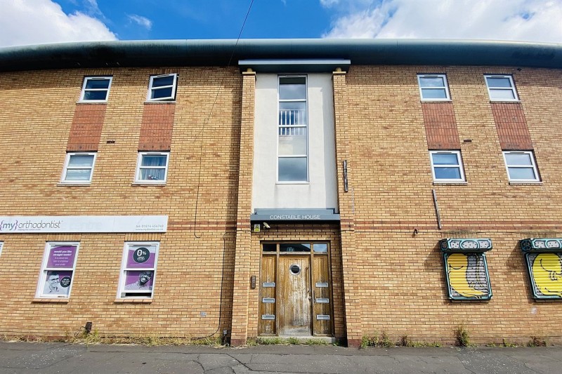 Hill Street, Constable House, M20